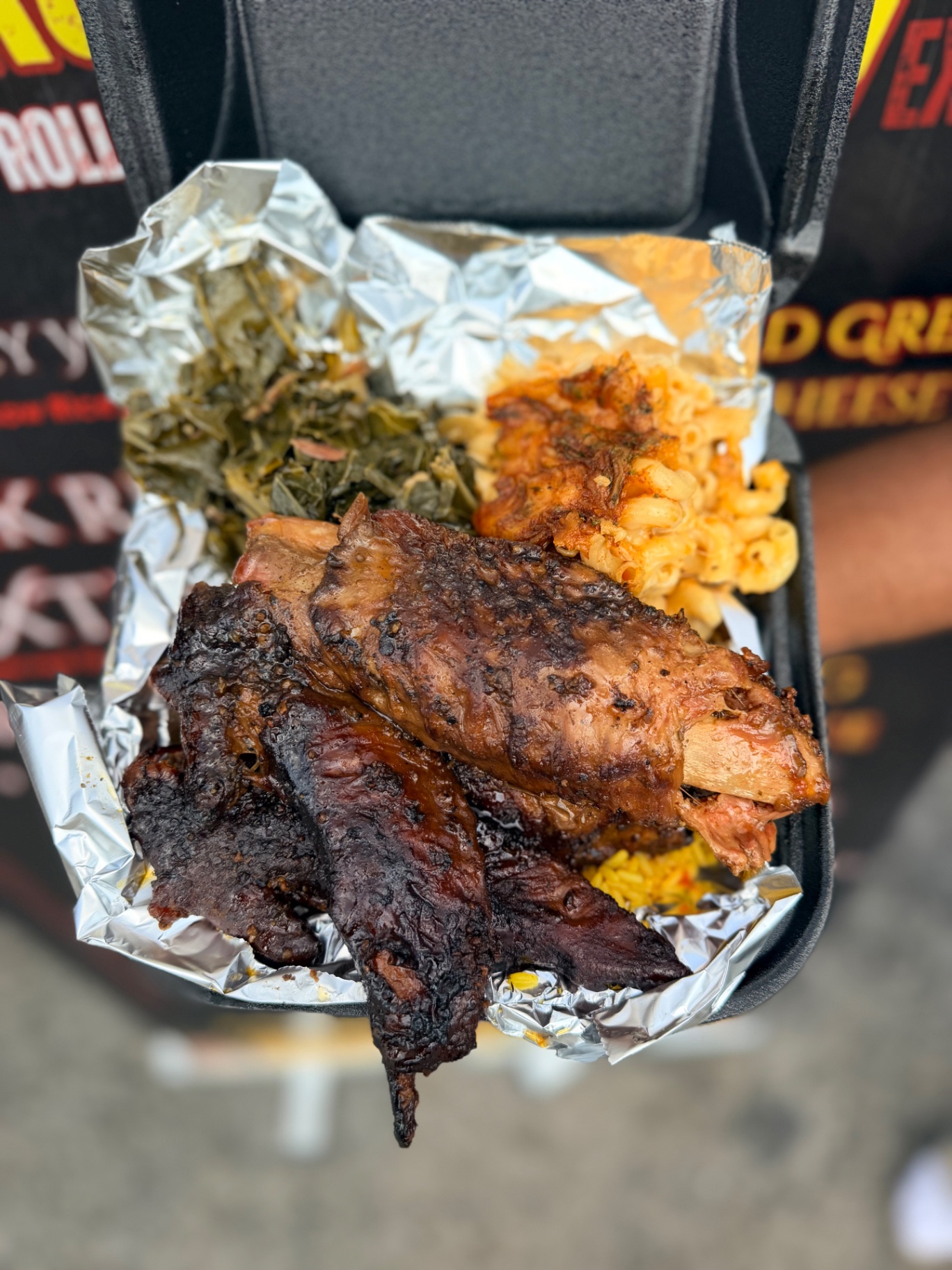 Ribs & Turkey Leg
